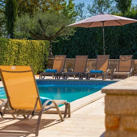 Holiday home Casa Parenzana In