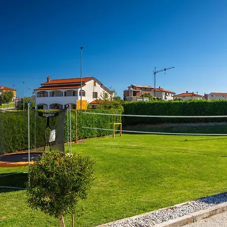 Holiday home Casa Parenzana In
