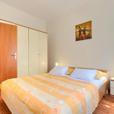 Casa Parenzana In Holiday home Vizinada