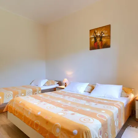 Casa Parenzana In Holiday home