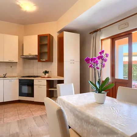 Casa Parenzana In *